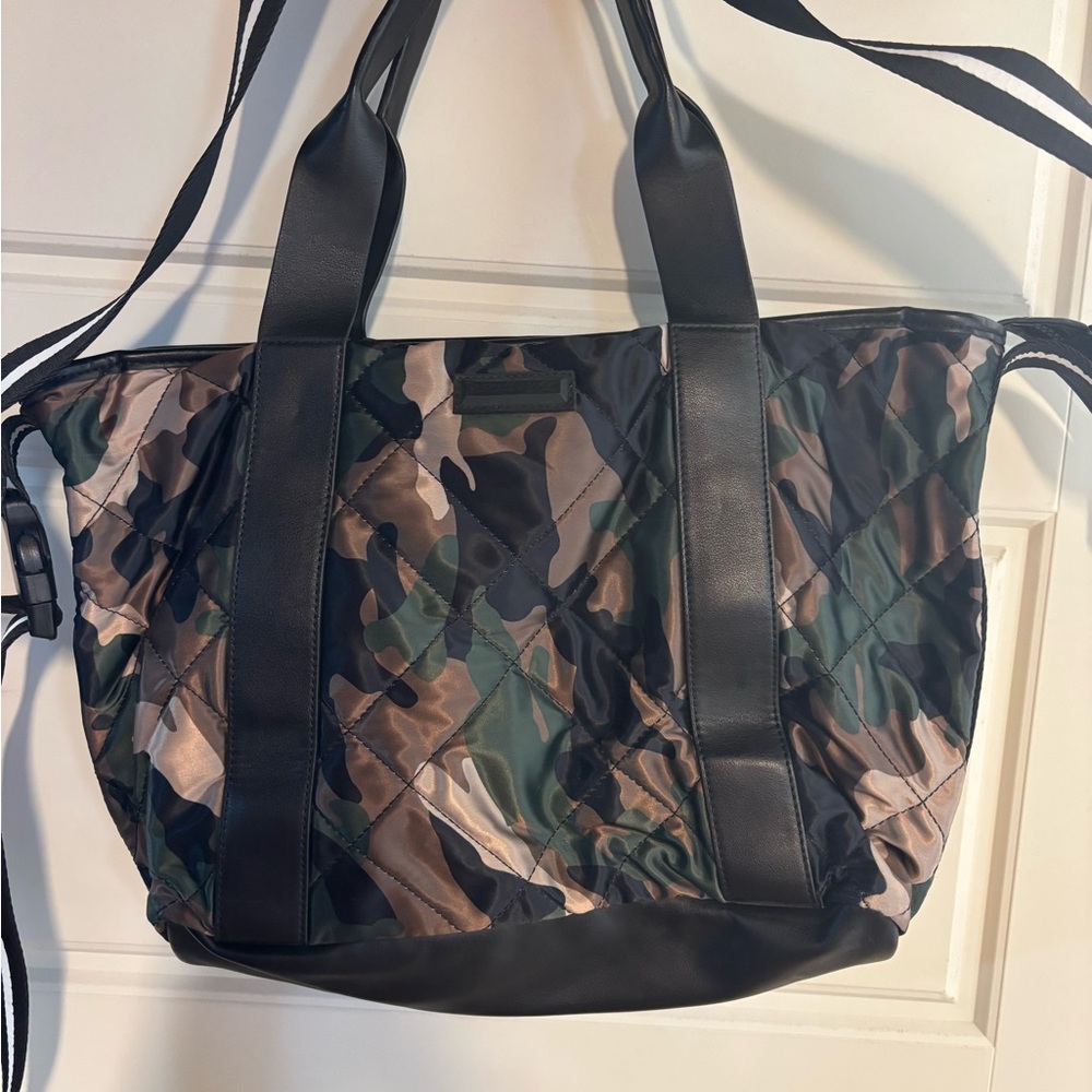 Kendall & Kylie Tote Bag